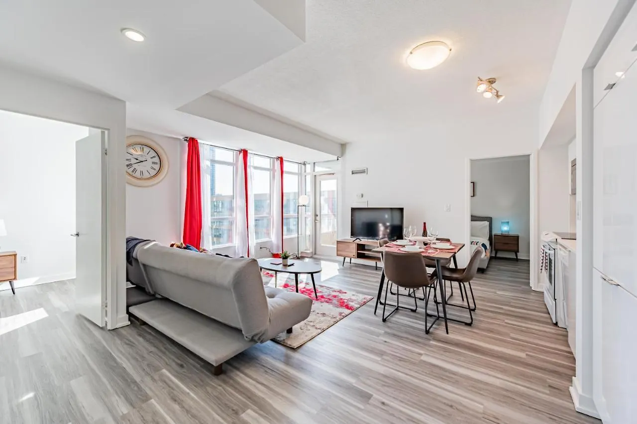 Leckie Luxurious Suites 토론토 아파트호텔